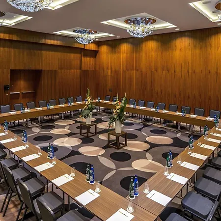 Doubletree By Hilton 4*