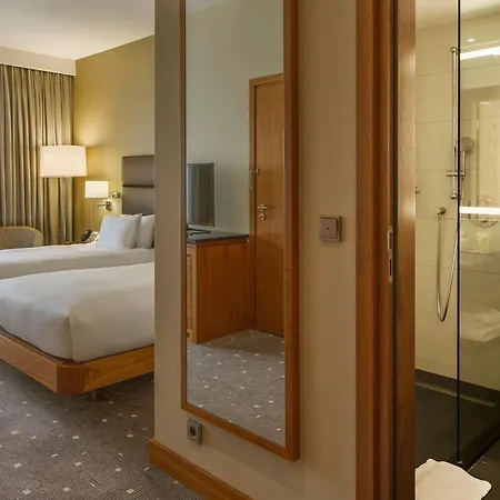 Hotel Doubletree By Hilton