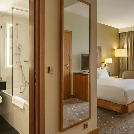 Doubletree By Hilton 4*