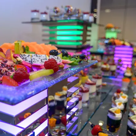 Doubletree By Hilton وودج