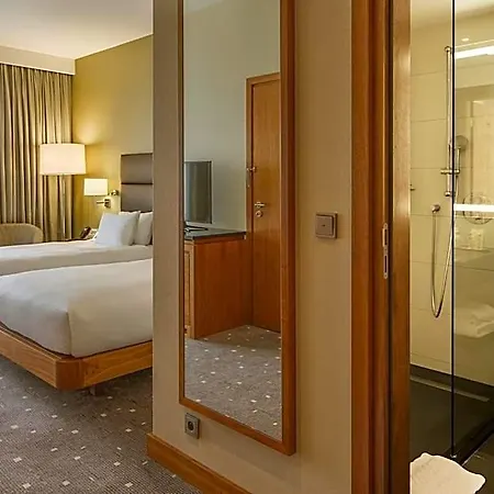 Doubletree By Hilton Hotel