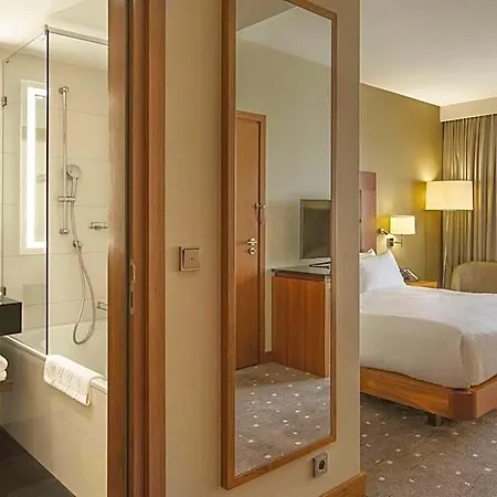 Doubletree By Hilton Hotel