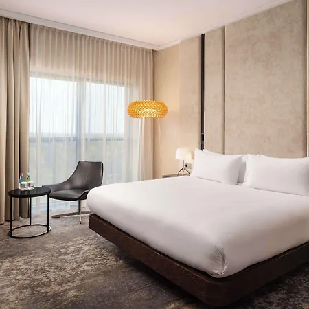 Doubletree By Hilton Hotel