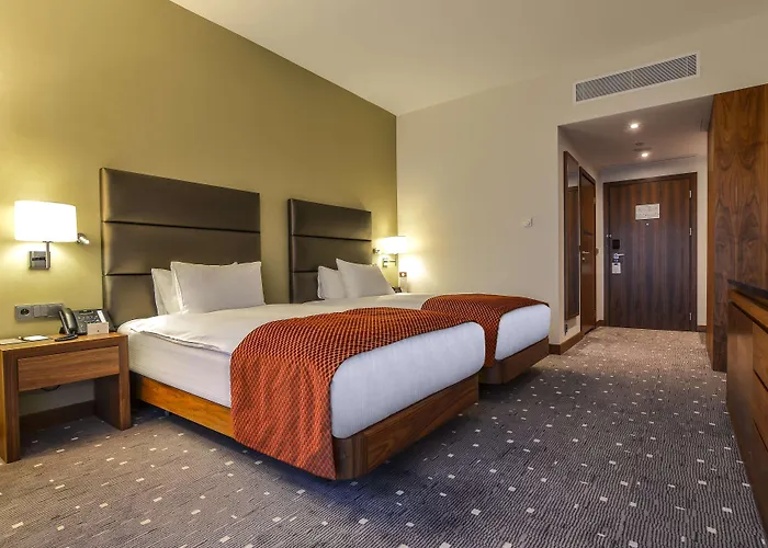 Doubletree By Hilton فندق