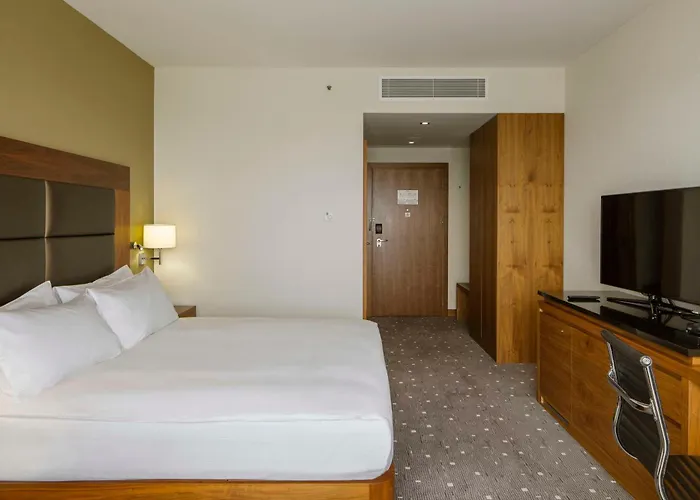 Doubletree By Hilton Готель 4*