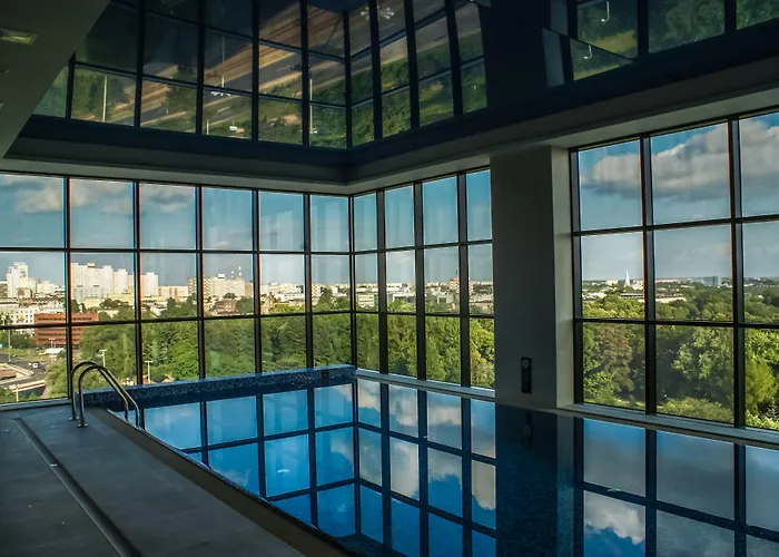 Готель Doubletree By Hilton